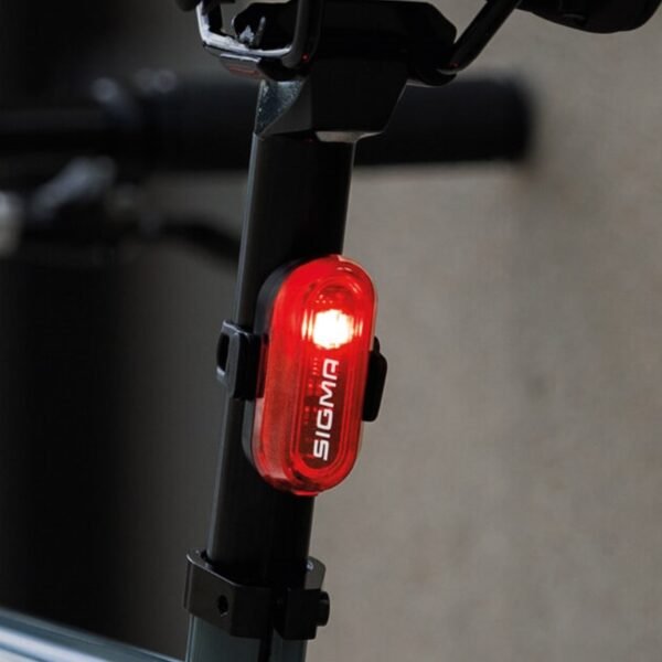 bicycle-rear-light-sigma-curve-enhanced-visibility-7